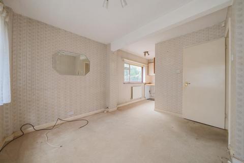 22 Nursery Road, Sunbury-on-thames, TW16 6LB