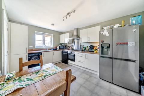 2 bedroom end of terrace house for sale, Pochard Way, South Cerney