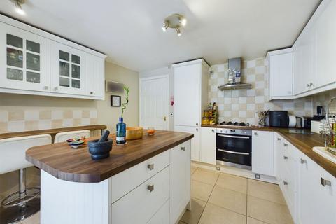 23 Auckland Close, Northampton, NN2 7BJ