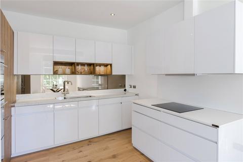 3 bedroom apartment to rent, Gloucester Terrace, London, W2