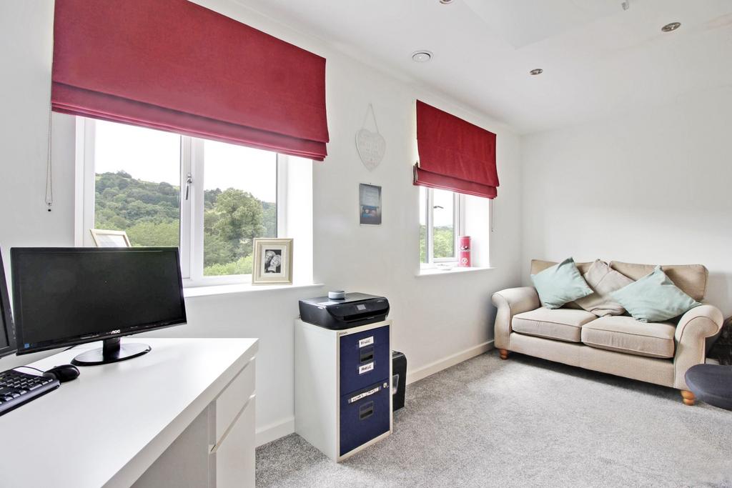 Bedroom 2 - double