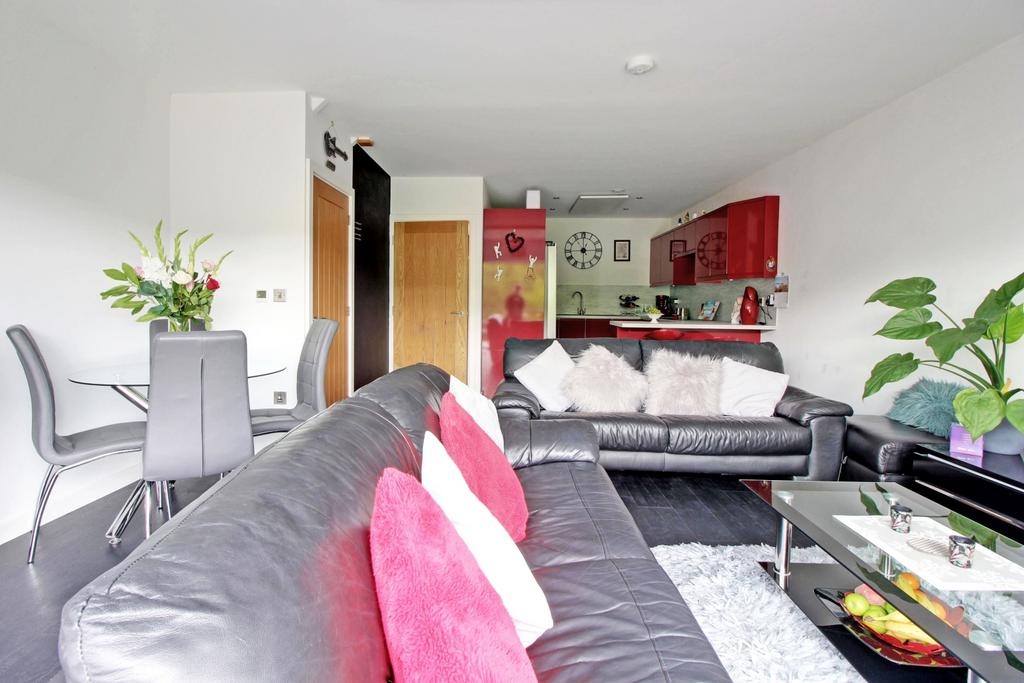 Open Plan Reception Room