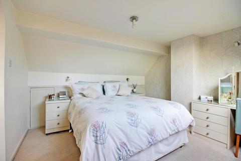 5 Steps Lane, Sowerby Bridge, HX6 2JH