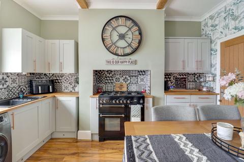 85 Upper Lane, Netherton, Wakefield, WF4 4NF