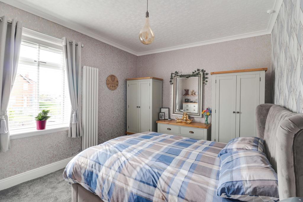 Bedroom 1 (Double)