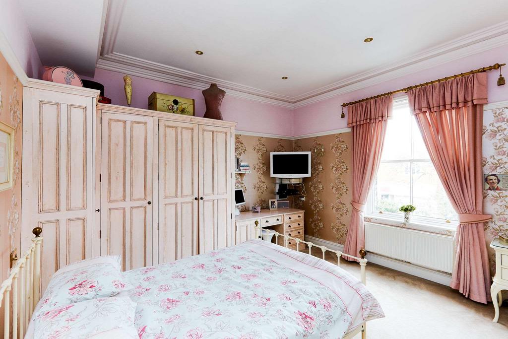 Bedroom 3 (Double)