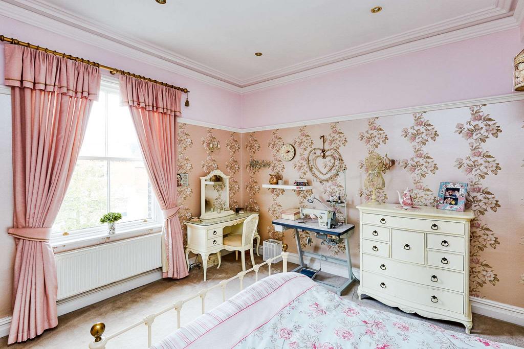 Bedroom 3 (Double)