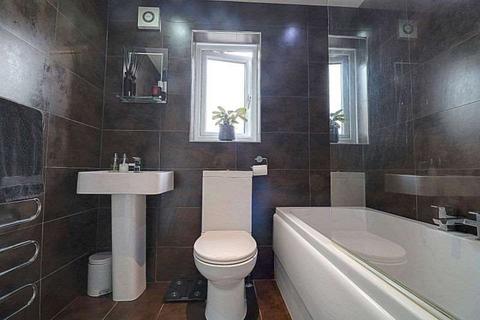 12 Bishops Way, Mirfield, WF14 0BJ