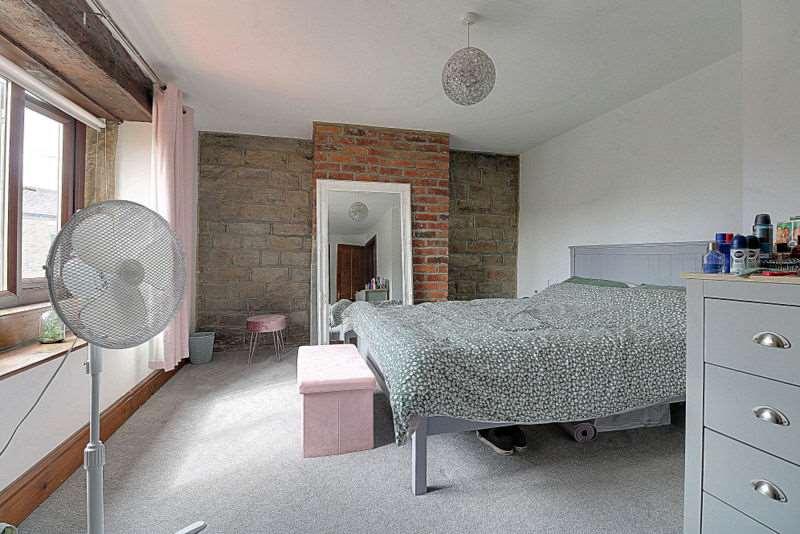 Bedroom 1 (Double)
