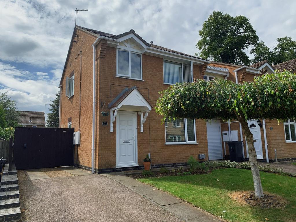 Plover Close, Oakham 3 bed semidetached house for sale £259,950