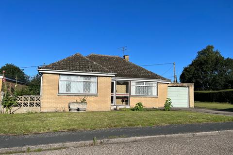 2 bedroom bungalow for sale, Botany, Highworth, Swindon, Wiltshire, SN6