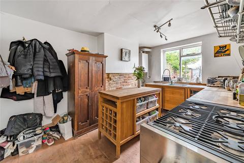 8 Albert Place, Cheltenham, GL52 2HW