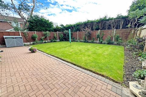 14 Hazel Drive, Hollywood, Birmingham, B47 5RJ