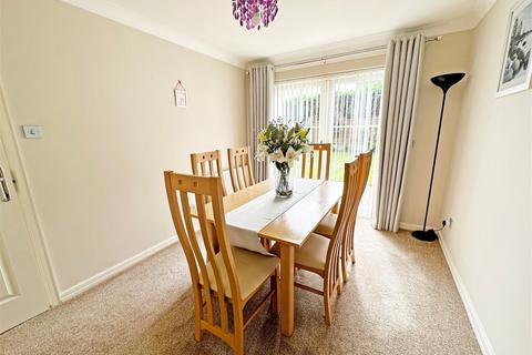 14 Hazel Drive, Hollywood, Birmingham, B47 5RJ
