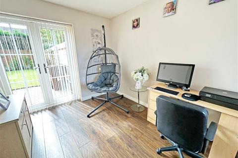 14 Hazel Drive, Hollywood, Birmingham, B47 5RJ