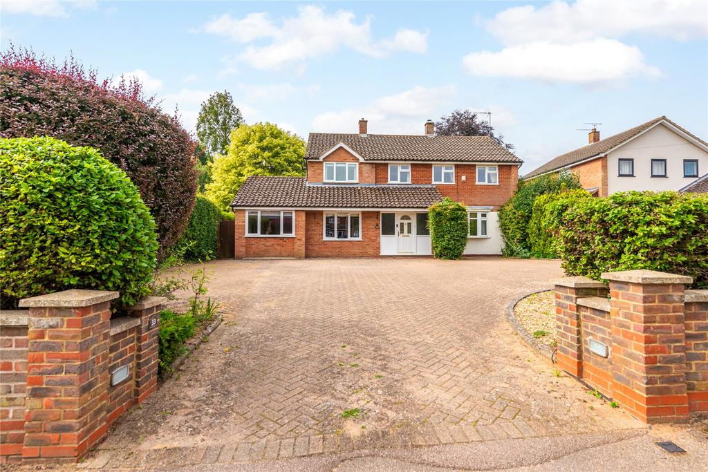 Molivers Lane, Bromham, Bedfordshire, MK43 5 bed detached house for