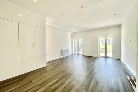 4 bedroom end of terrace house to rent, Watling Street, Radlett, Hertfordshire, WD7