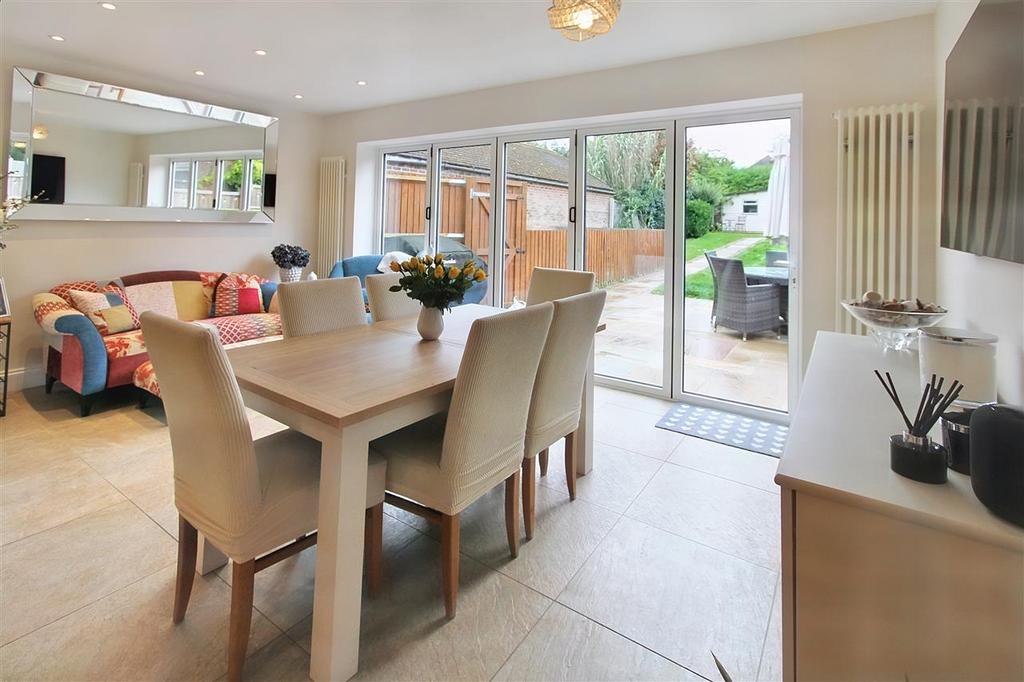 Dining / Family Room