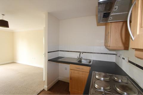 1 bedroom apartment for sale, Cwrt Llys Fynnon, Newbridge Road, Pontllanfraith