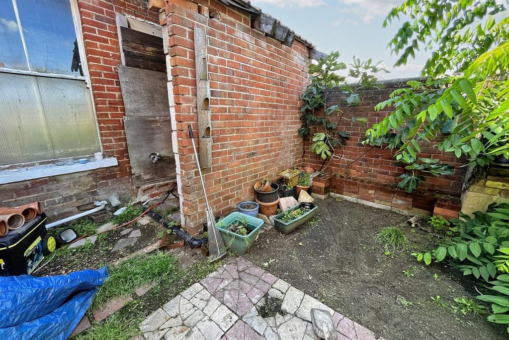 Courtyard Garden