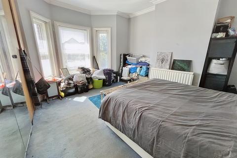 60 Ashley Road, Bournemouth, BH1 4LL