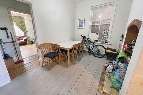 60 Ashley Road, Bournemouth, BH1 4LL
