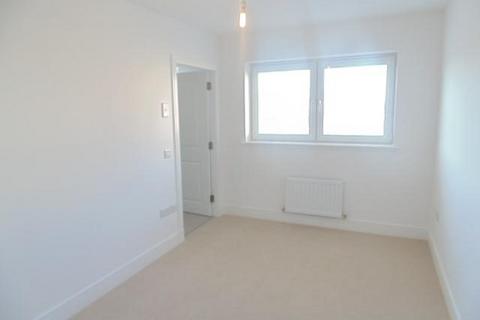 2 bedroom flat to rent, MULBERRY ROAD, Renfrew, PA4