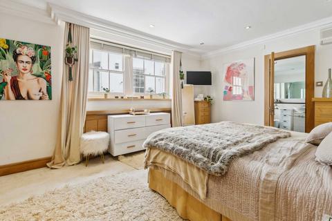 5 bedroom house to rent, Lyall Mews, Belgravia SW1X