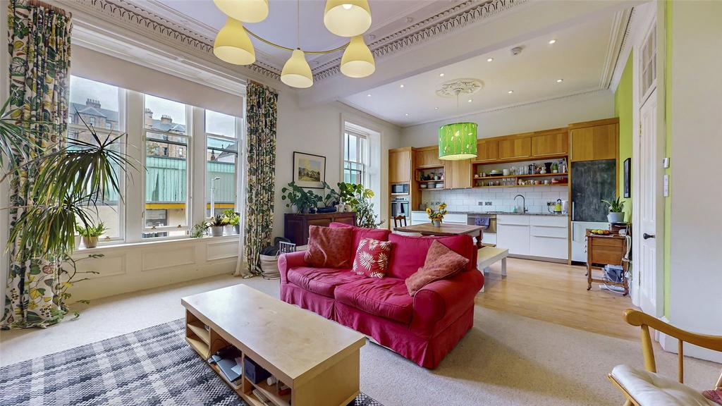 Otago Street, Hillhead, Glasgow, G12 2 bed apartment for sale £259,000