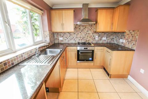 2a Chichester Close, Ashford, TN23 4QB