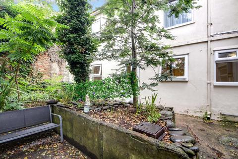 6 Bear Street, Barnstaple, EX32 7BU