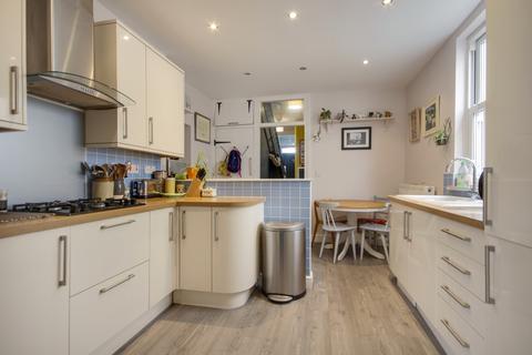 5 Ashleigh Road, Barnstaple, EX32 8JX