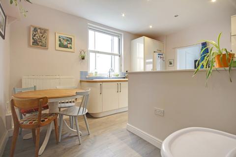 5 Ashleigh Road, Barnstaple, EX32 8JX