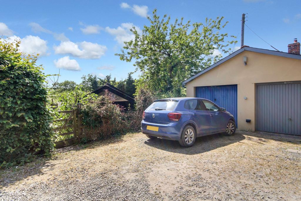 Single Garage