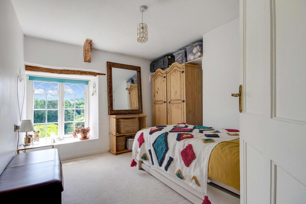 Bedroom 4 (Double)