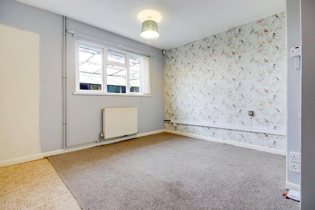 Bedroom 1 (Double)
