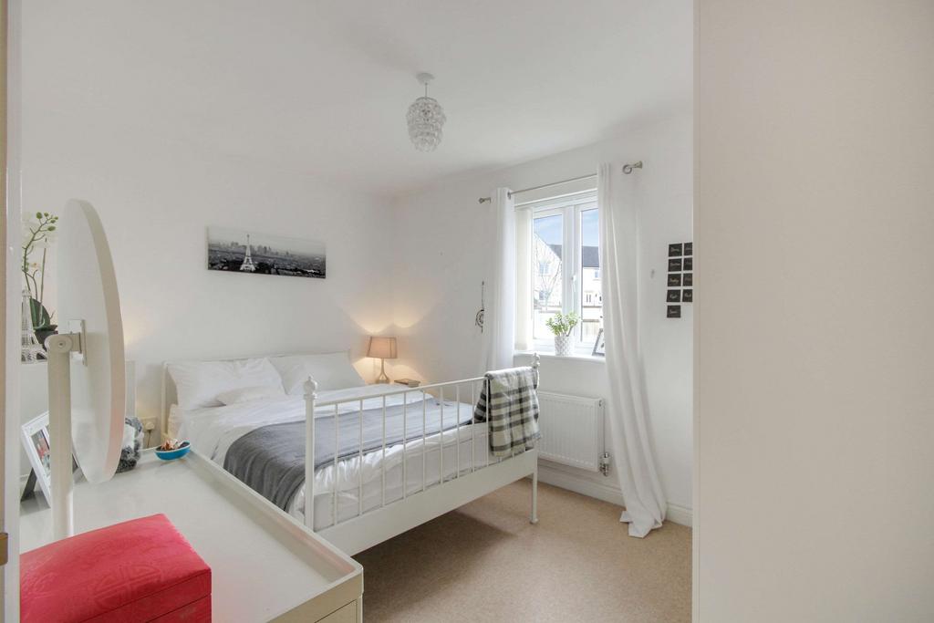 Bedroom 2 (Double)