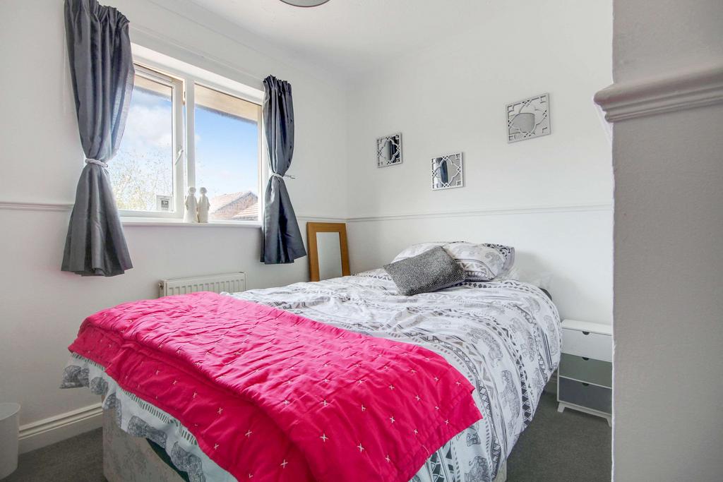 Bedroom 2 (Double)