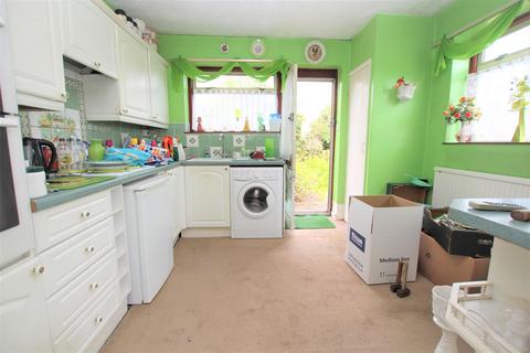 9 Brading Avenue, Clacton-on-sea, CO15 4PA