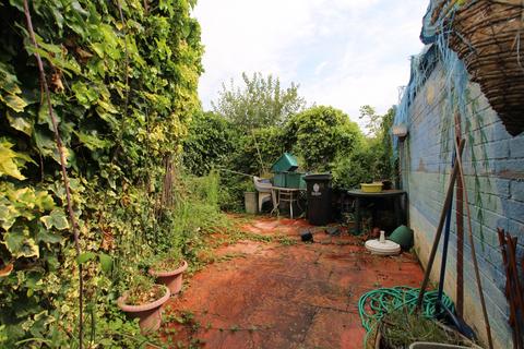 9 Brading Avenue, Clacton-on-sea, CO15 4PA