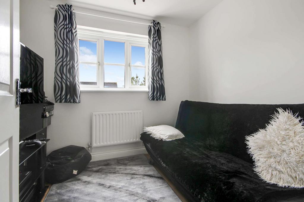 Bedroom 4 (Single)