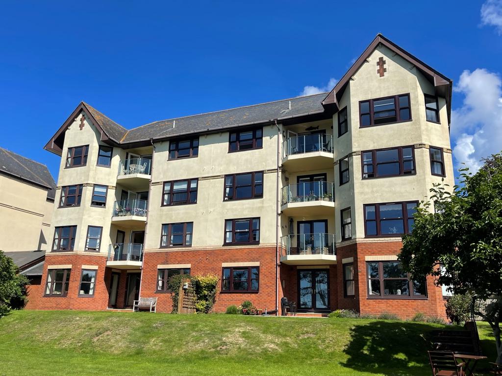 Exmouth EX8 3 bed ground floor flat for sale £825,000