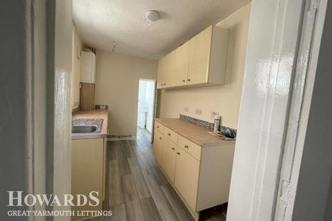 3 bedroom terraced house to rent, Stanley Road, Great Yarmouth