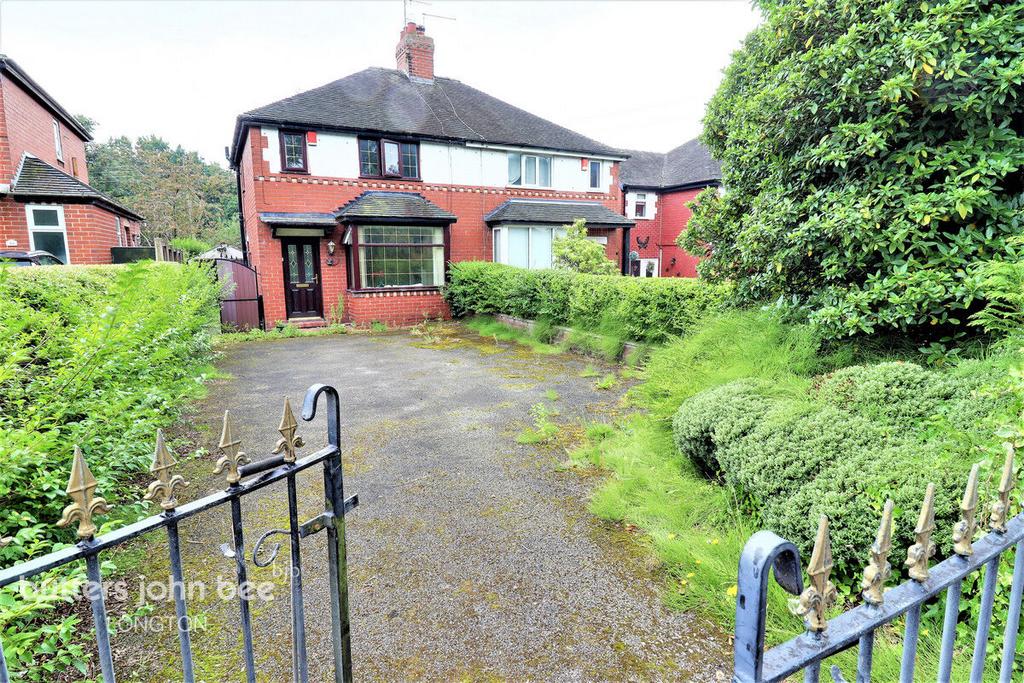 Parkhall Road, StokeOnTrent 2 bed semidetached house for sale £130,000