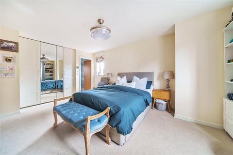 5 Ark Royal Avenue, Exeter, EX2 7GP