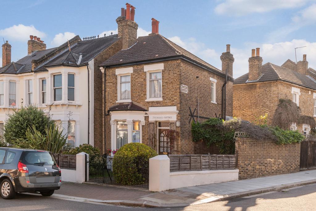 Dunstans Road, East Dulwich, SE22 2 bed detached house for sale £725,000