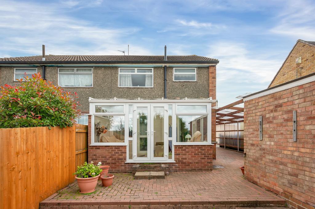 Wicklow Avenue, Melton Mowbray 3 bed semidetached house for sale £