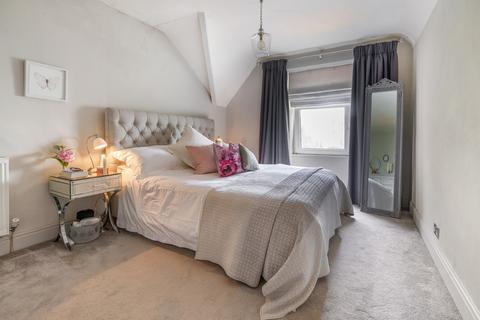4 bedroom end of terrace house for sale, 2 South Road, Kendal, Cumbria, LA9 5QH