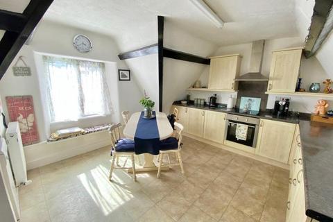 2 bedroom flat to rent - Firswood, Oak Hill Road,Torquay, TQ1 4EF