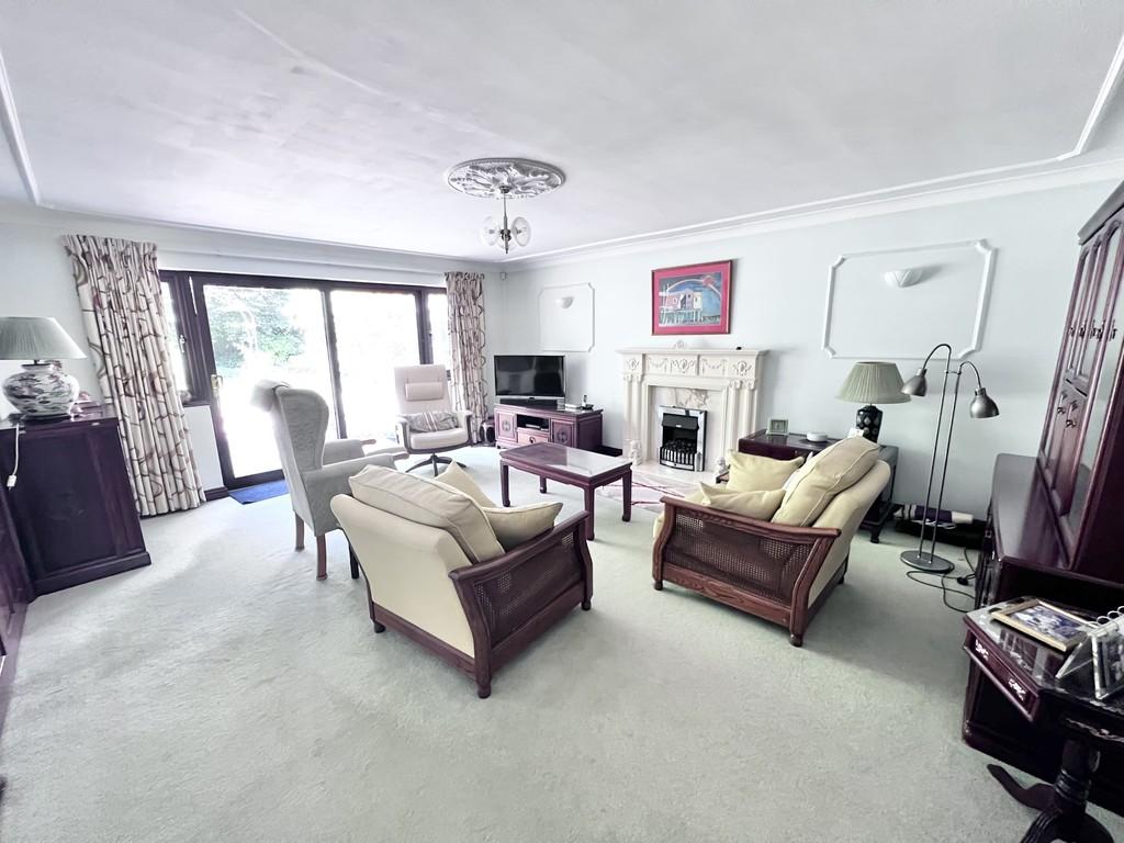 Springdale Road, Broadstone 4 bed detached house for sale £595,000